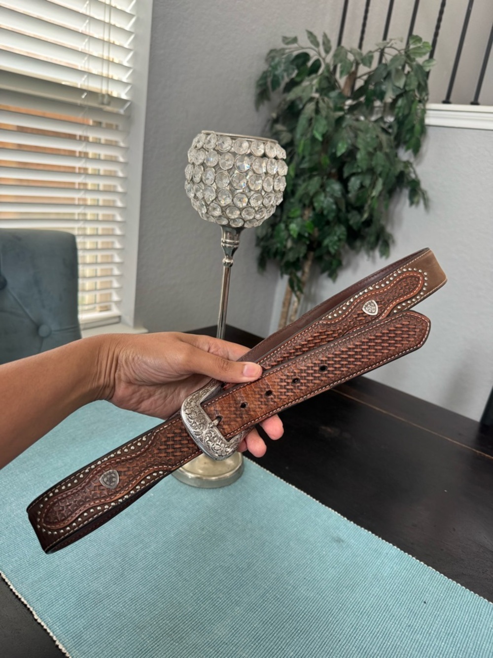 Ariat Vintage Brown Tooled Leather Western Belt size 40